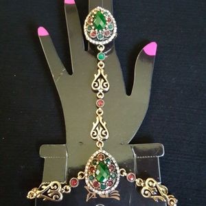 Beautiful Hathpool Jewelry - 3 Styles